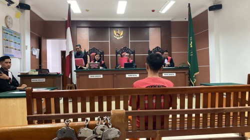 Diduga Terlibat Kasus Curat, Amirsyah Jalani Sidang Pembacaan Dakwaan di PN Batam