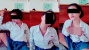 Foto Syur kenakan seragam SMA mendapat  kecaman dari netizen.