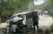 Kecelakaan Tunggal Sebuah Mobil Di Depan Bukit Daeng 
