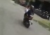 Video Viral : Kids Zaman Now, Main Game Sambil Kendarai Motor