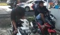 Video Viral : Ngakak, Pemotor Pura-Pura Kesurupan Saat Ditilang