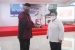 Syamsul Serahkan Bantuan kepada Gerakan Peduli PMI Batam