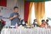 Rudi Salurkan Beras dari Kemensos untuk Keluarga Penerima Manfaat BPNT Non PKH
