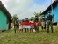 TNI dan Masyarakat Pasang Bendera Merah Putih di Perbatasan RI-PNG 