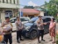 Polsek Bengkong Berikan Paket Sembako ke Warga Rempang Yang Bergeser ke Tanjung Buntung