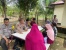 Polsek Sungai Beduk Laksanakan Jumat Curhat dan Bansos Bersama Masyarakat Sungai Daun