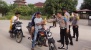 Ramadan Berkah, Polsek Bengkong Berbagi Takjil ke Masyarakat dan Pengguna Jalan