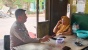 Jaga Kamtibmas di Wilayah Binaan, Aipda Hengky Sambangi Warga