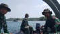 Personil Lantamal IV Lakukan Pemcarian Orang Jatuh Ke Laut di Jembatan V Barelang